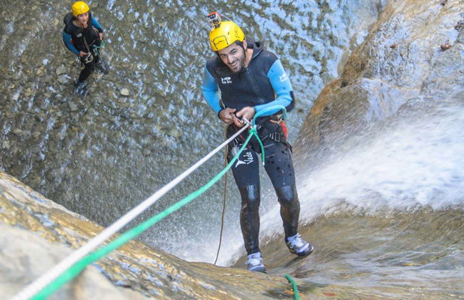 Barranquismo en el Pirineo aragonés - Foto 1