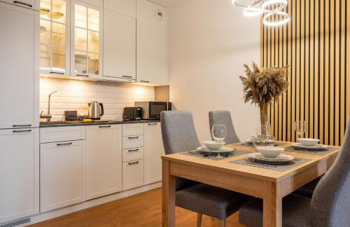 PINE PREMIUM apartament 515 z widokiem na morze ze SPA i basenem przy plaży Pobierowo - Foto 12