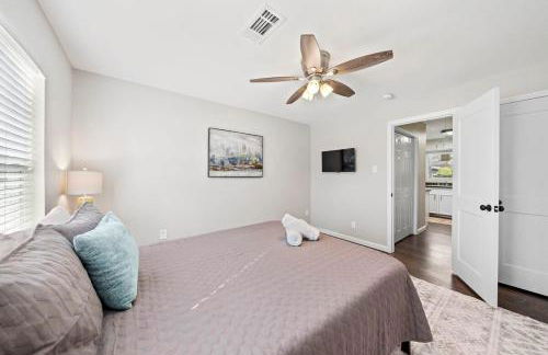 3 bedroom 1 bath WiFi Large back yard with BBQ pit - Foto 18