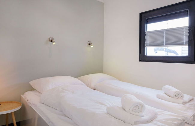 Houseboat Sneekermeer With Garden and Views - Foto 3