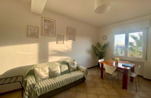BELLAVISTA , Bright and Stylish Two Bedroom Apartment in the Historic Center - Photo 3