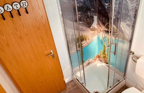 FELIX LIVING 5, Helle 2-Zimmer Wohnung mit Terrasse & Parkplatz, Langzeit & Business geeignet - Photo 24