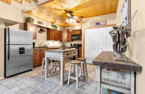 Emerald Point, Lakefront with Gorgeous Views - Foto 49