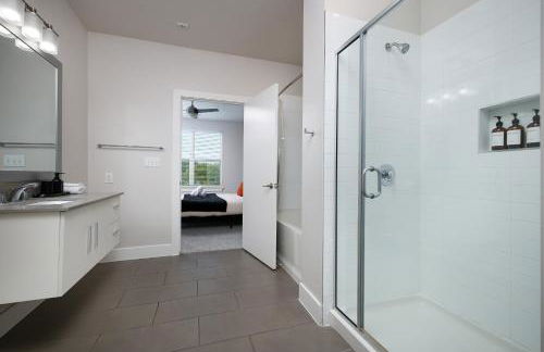 Chic 2BR-Southtown Near Rvrwalk, Dome & Conv - Foto 17