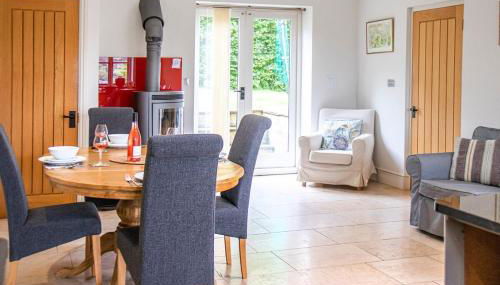 Spacious farmhouse with stunning valley views - Foto 4