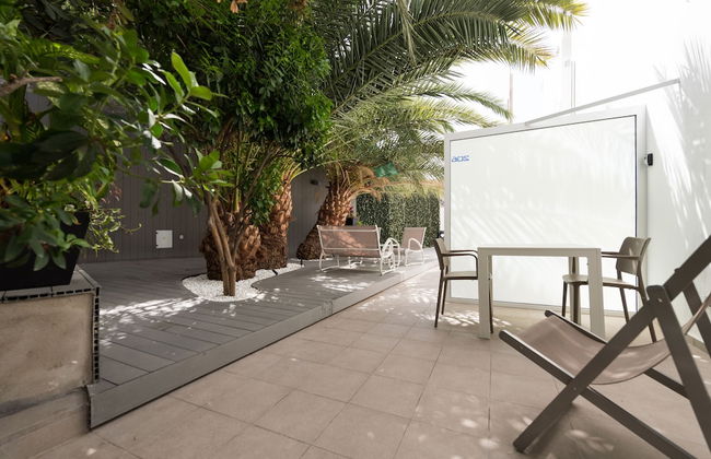 Calypso Boutique Apartments - Photo 33