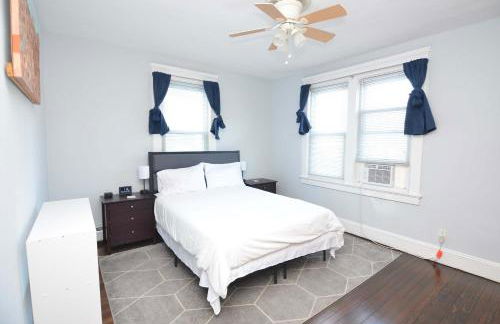 Spacious Home with Parking, Laundry - Near RU, RWJ, NJ Transit - Foto 21