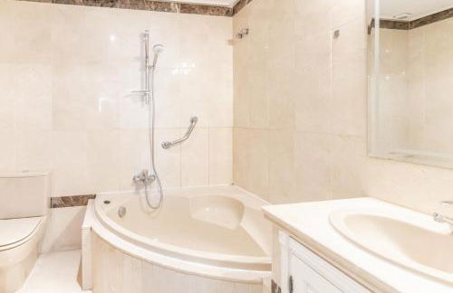 VIP Dominion Beach Estepona - Photo 61