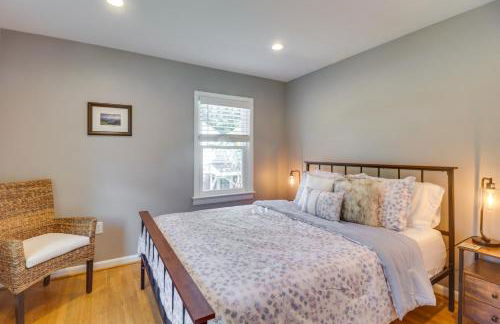 Charming Retreat in Charlottesville with Deck! - Foto 9