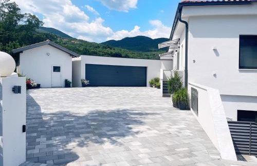 White Pearl Diamond Haus B, Opatija mit Meerblick & Pool - Foto 31