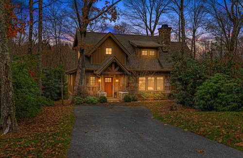 Blowing Rock Cabin Hot Tub Lake & Trout Stream 3 King Suites 2 Fireplaces - Foto 3