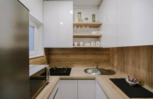 British Square - Stylish Apartment with Private Parking - Foto 6