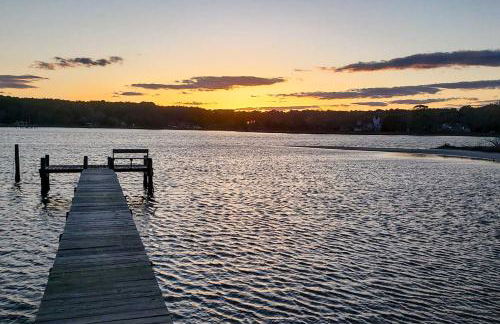 Bayfront Retreat with Game Room and Outdoor Pool! - Foto 32