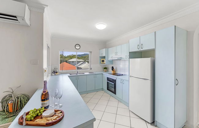 Koala Court Holiday Apartments - Photo 18