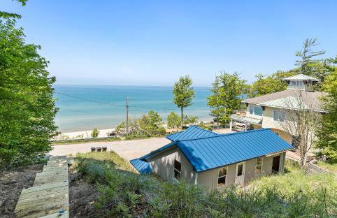 Experience luxury at Lakefront Villa - Foto 30