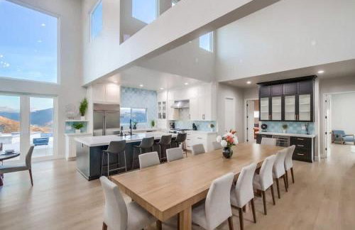 Serene Resort-Style Escape - Perfect for Families - Photo 15