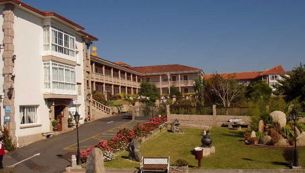 APARTHOTEL CABICASTRO Tres estrellas superior - Foto 2