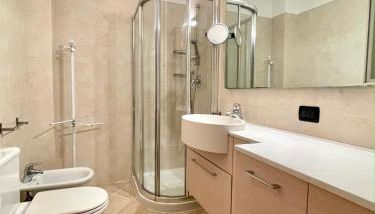 Sunset Boutique Apartment - Photo 2