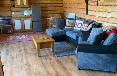 Brook lodge 2 - Photo 5