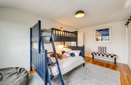 Stunning Westhampton Beach Home with Private Pool - Photo 32