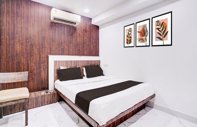 Comfy Stays at Lokhandwala Andheri West - Foto 17