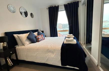 Elegant Modern 2-Bed Apartment steps from Belfast City Centre - Foto 17