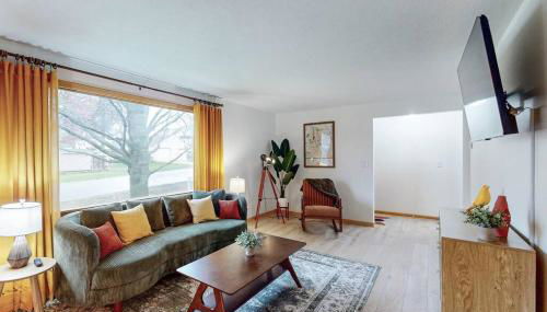 Gridiron Getaway-Where Families and Fans Unite - Photo 2