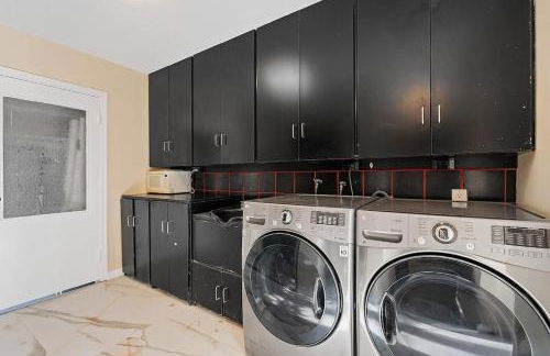 The Sinatra House- Fully Furnished! - Foto 11