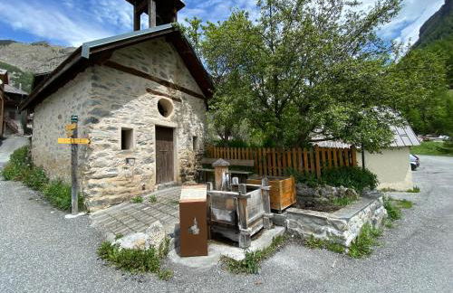 L ALPIN bel appartement avec terrasse dans vieille ferme de montagne rénovée - Photo 27