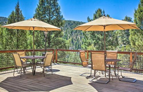 Roomy Angel Fire Home with Hot Tub, Sunroom and Views! - Foto 2