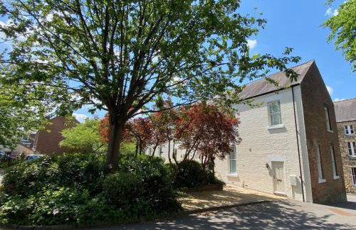 Fabulous 2 bed Historic Ground floor apartment Belper with free car parking next to property - Foto 39