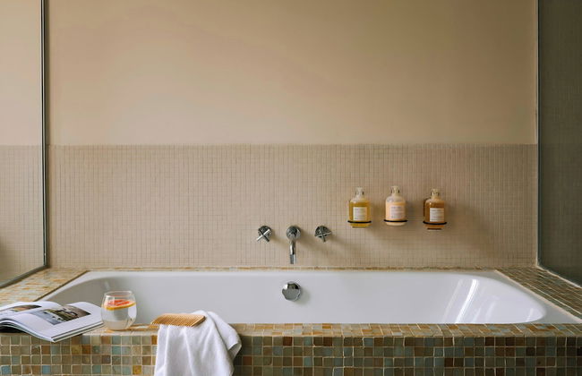 Chambers Hotel Central Park South, Sonder by Marriott Bonvoy - Photo 56