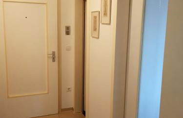 Central-Apt at Lake, CityCenter 5min, Fair 18min!!! - Foto 3