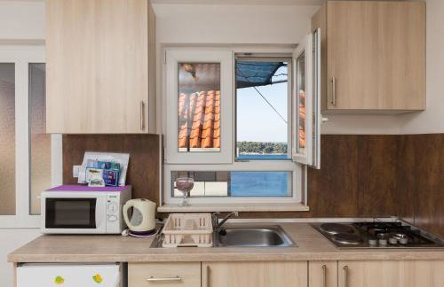 Apartments Lovro - Duplex One Bedroom Apartment with Terrace and Partial Sea View 1 - Foto 16