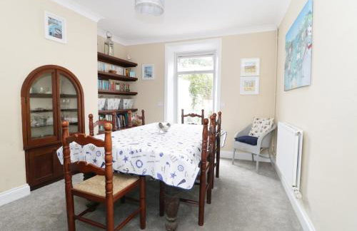 No 9, Watchet - Photo 5