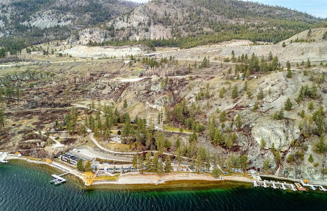 Lakeside Serenity Retreat 10 - Photo 23