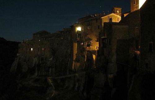 Sospesi nel borgo - Foto 50