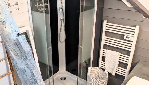 La bi-coque du Courtgain - Foto 5, Shower