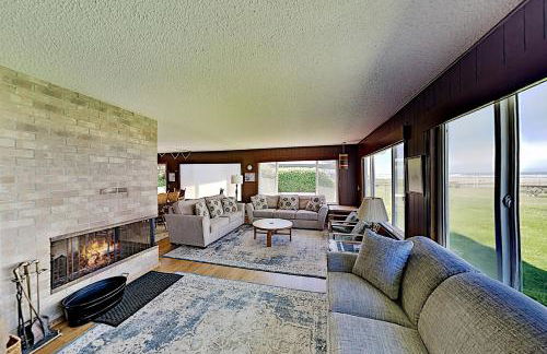 Water's Edge Oceanside Home - Foto 1