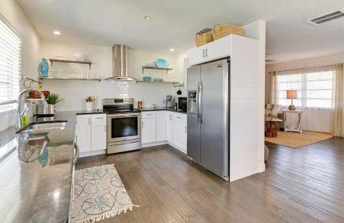 4 Mi to Siesta Key Beach Sunny Home with Hot Tub! - Foto 7