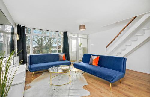 Cosy 3 Bedroom with Free Parking, Garden and Smart TV with Netflix by Yoko Property - Foto 3