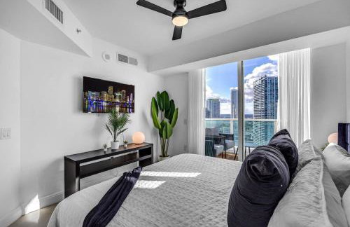 Luxury 2BD Corner Loft with Stunning Miami River View - Foto 16