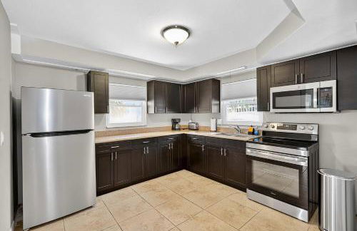 Island home in paradise - Photo 14