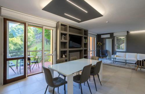 Elegant & Comfortable Modern Home with swimming pool - Foto 1
