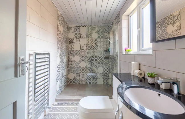 Bright 3 Bedroom House With Terrace, 16 Mins to Big Ben - Foto 33