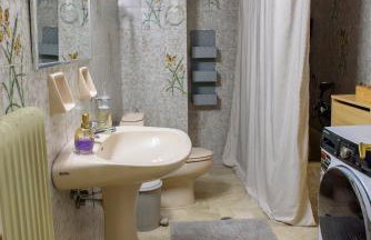 Joanna's city centre apartment - Photo 27