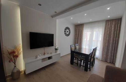 Apartment Lucky with Jacuzzi - Photo 12