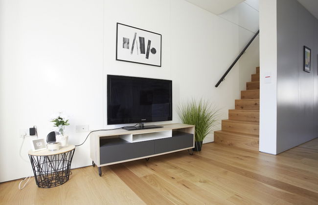 Stylish modern home in Manchester city centre with parking - Photo 52