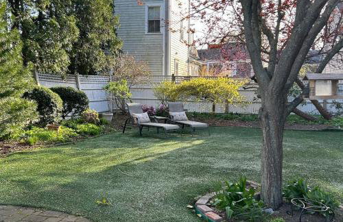 Bristol, RI The Ship of Dreams-Historical District - Foto 16