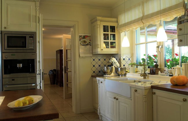 Tasteful Villa on the Polish Coast in Beautiful Nature, Lovely Garden, Sauna - Photo 13